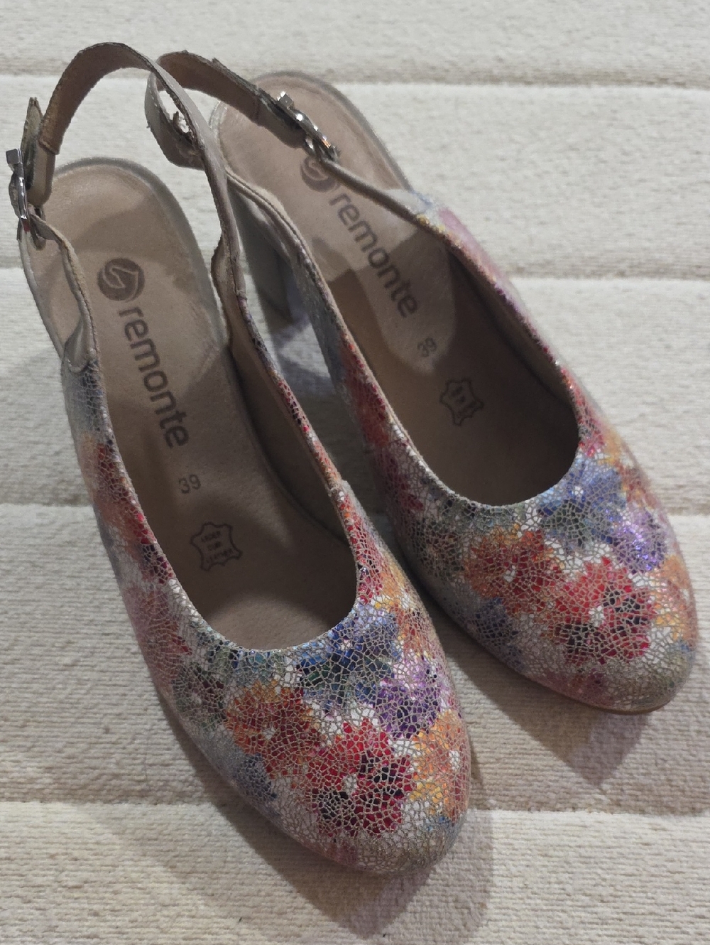 Eye Catching Remonte Silver Multicolor Floral Leather Slingback Mules